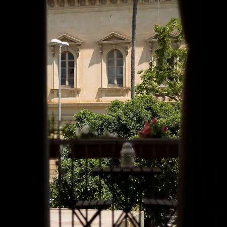 Nuvole Barocche Daire Lecce