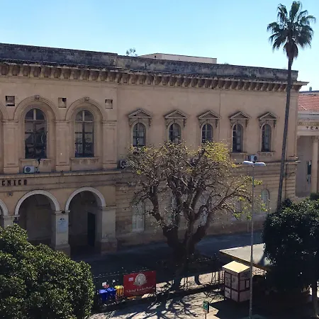 Nuvole Barocche Daire Lecce