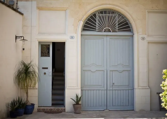 Nuvole Barocche Daire Lecce