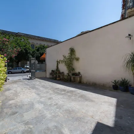 Nuvole Barocche Lecce